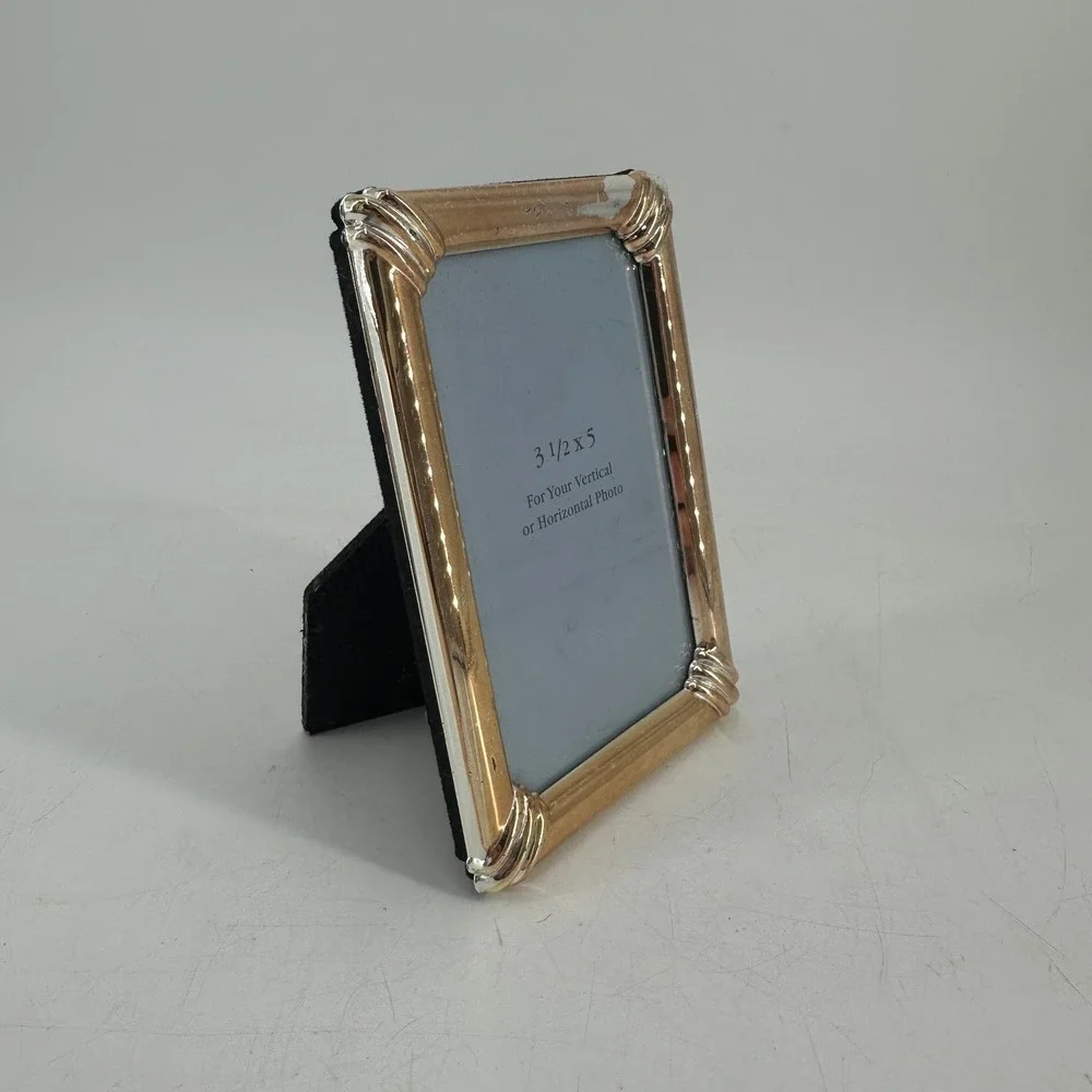 Vintage Two Tone Gold Silver Metal 3.5x5 Picture Frame Ribbed Corners Tabletop